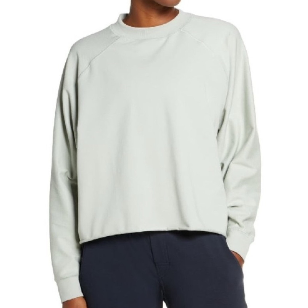 Vuori Faye Rolled Hem Crop Sweater Athletic Casual High Neck Soft Top School Gym